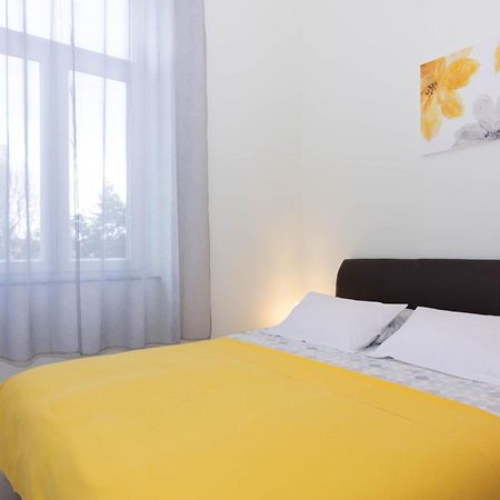 Apartment Ana Πούλα Εξωτερικό φωτογραφία
