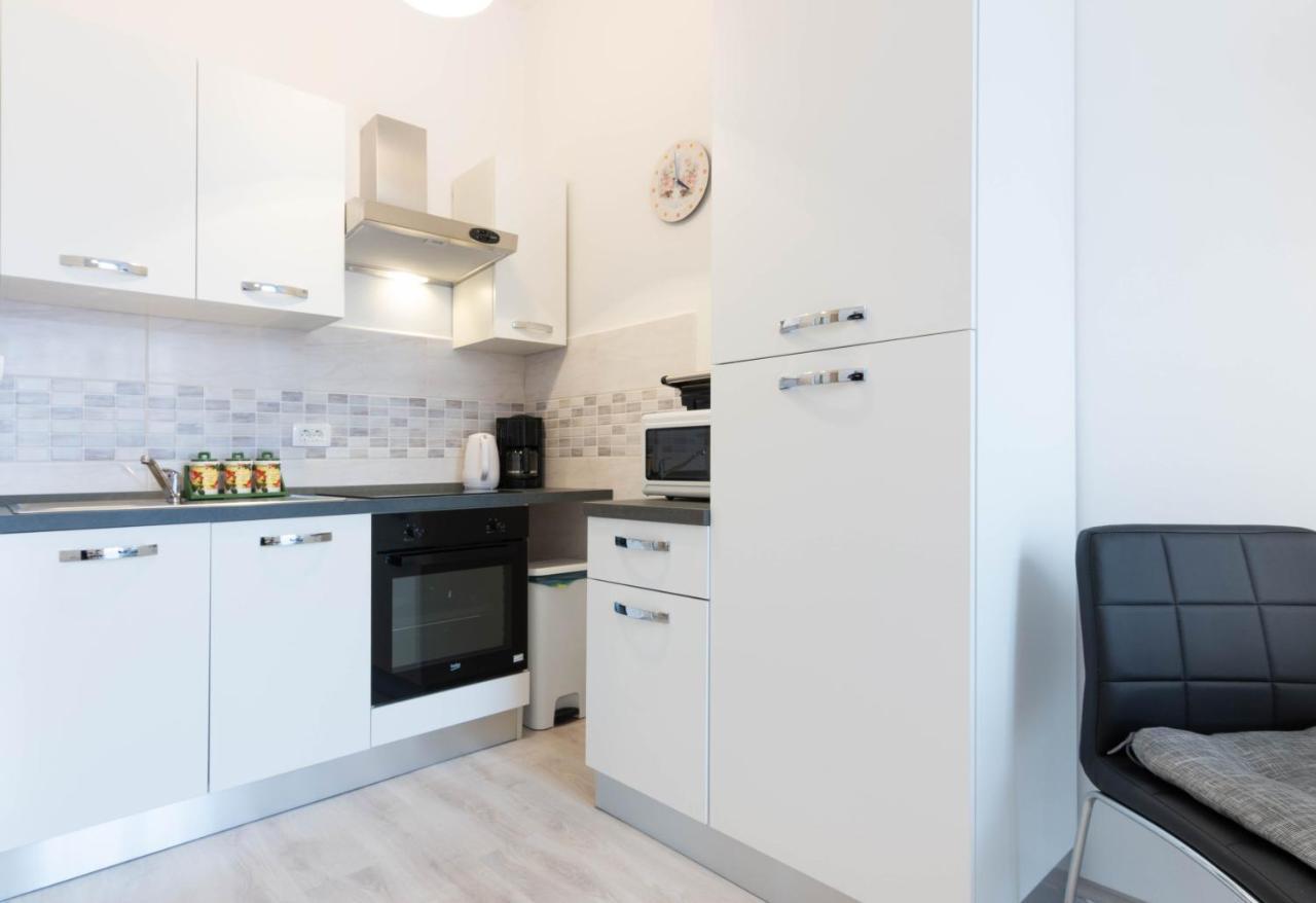 Apartment Ana Πούλα Εξωτερικό φωτογραφία