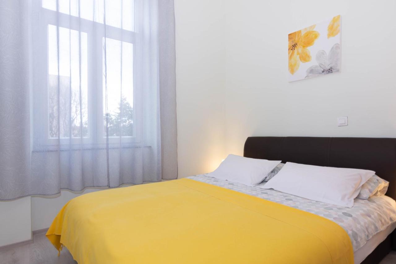 Apartment Ana Πούλα Εξωτερικό φωτογραφία